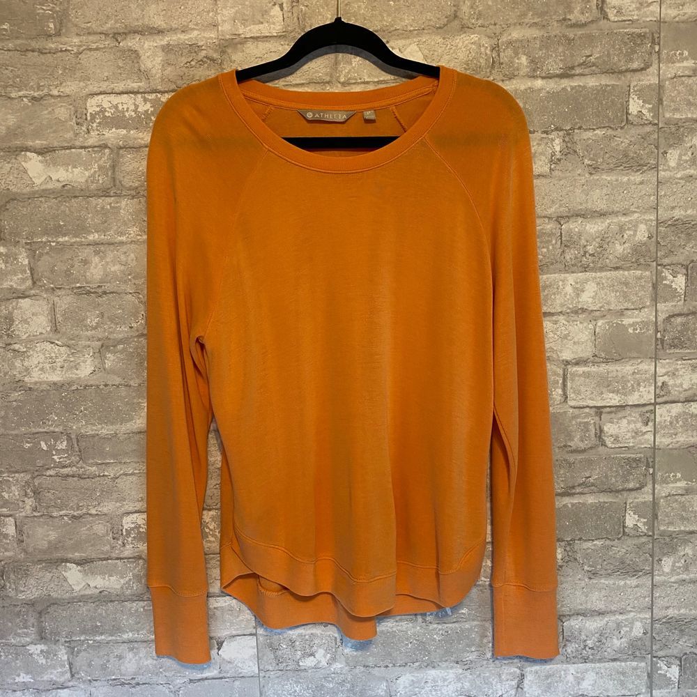 SOLD!!! Athleta Scoop Neck Pullover Small - Picture 1 of 7